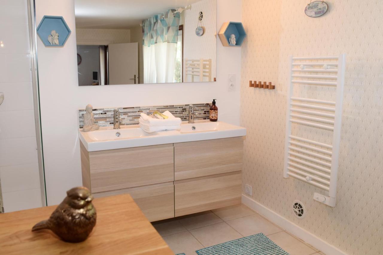 Saint-Georges-Haute-Ville Les Bessonnes Bed & Breakfast エクステリア 写真
