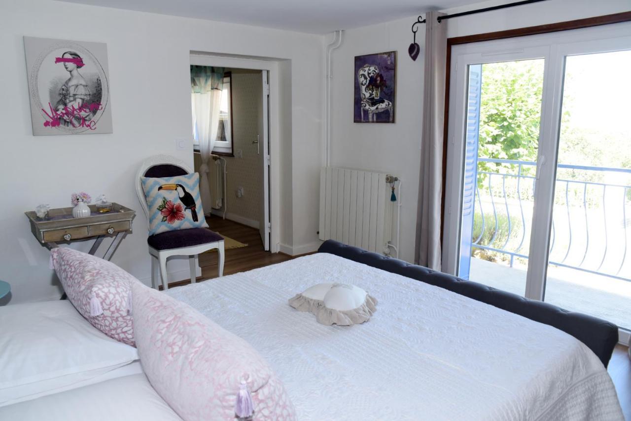 Saint-Georges-Haute-Ville Les Bessonnes Bed & Breakfast エクステリア 写真
