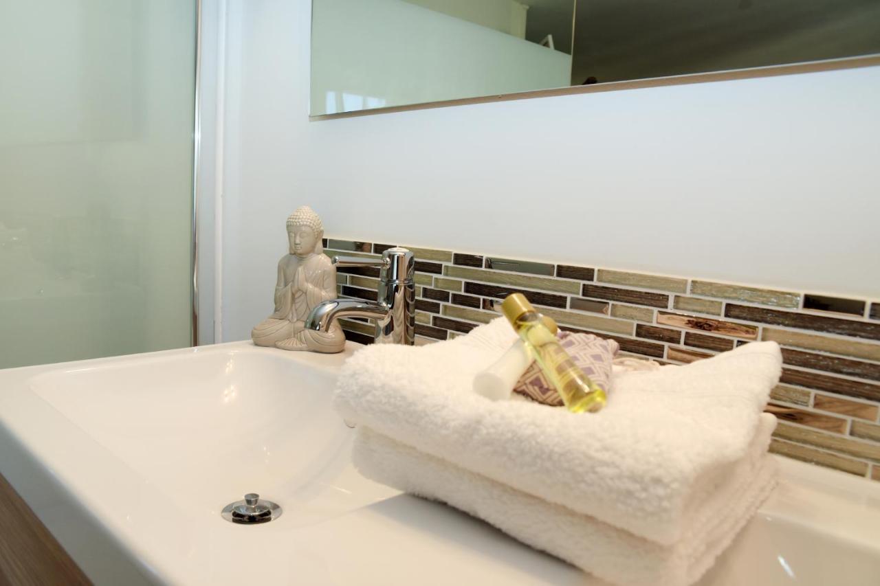 Saint-Georges-Haute-Ville Les Bessonnes Bed & Breakfast エクステリア 写真